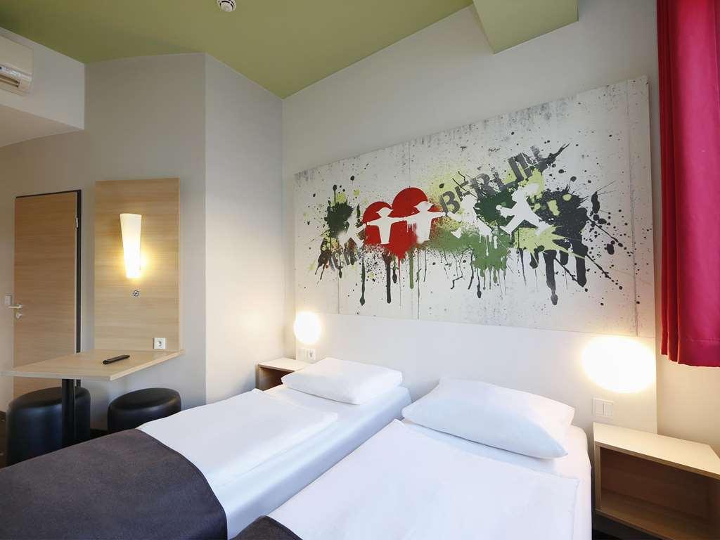 B&B Hotel Berlin-Potsdamer Platz Room photo