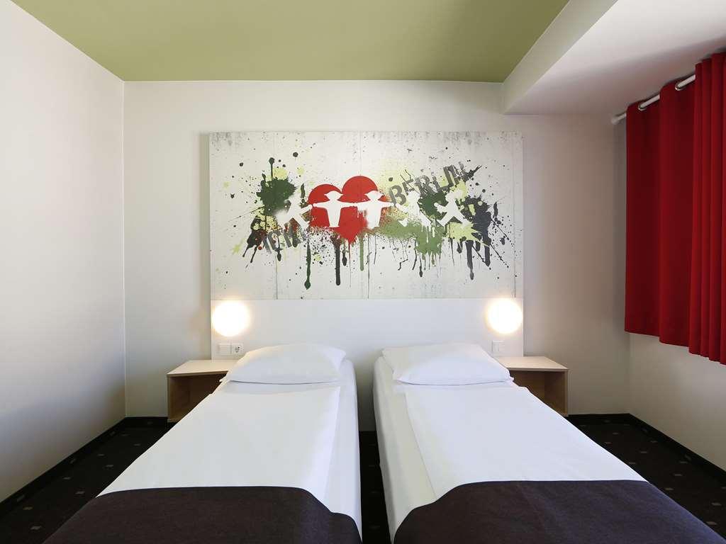 B&B Hotel Berlin-Potsdamer Platz Room photo