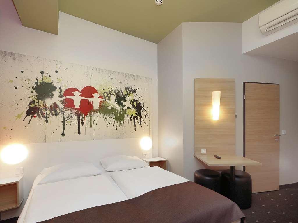 B&B Hotel Berlin-Potsdamer Platz Room photo