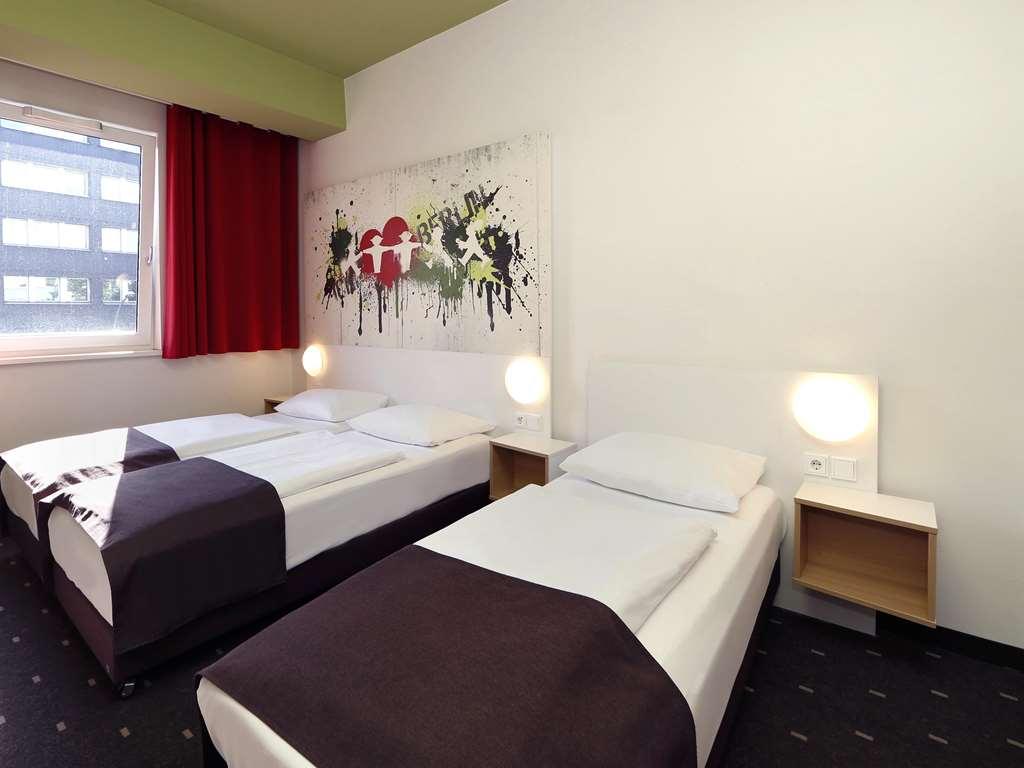 B&B Hotel Berlin-Potsdamer Platz Room photo