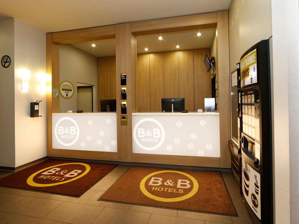 B&B Hotel Berlin-Potsdamer Platz Interior photo